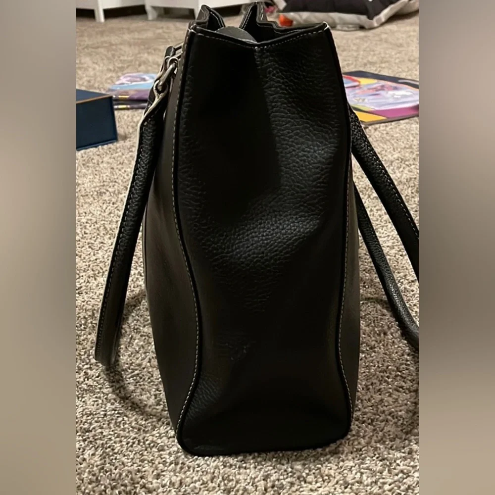 Wilsons Leather Black Leather Laptop Tote with White Contrast Stitching - Picture 3 of 4